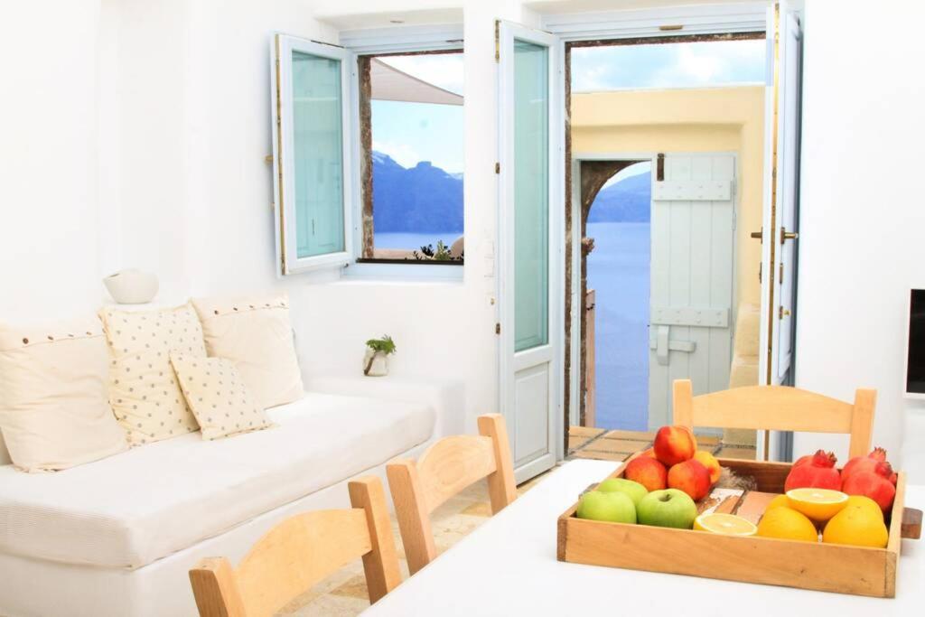 Dionyssos Cave House Villa Иа Екстериор снимка