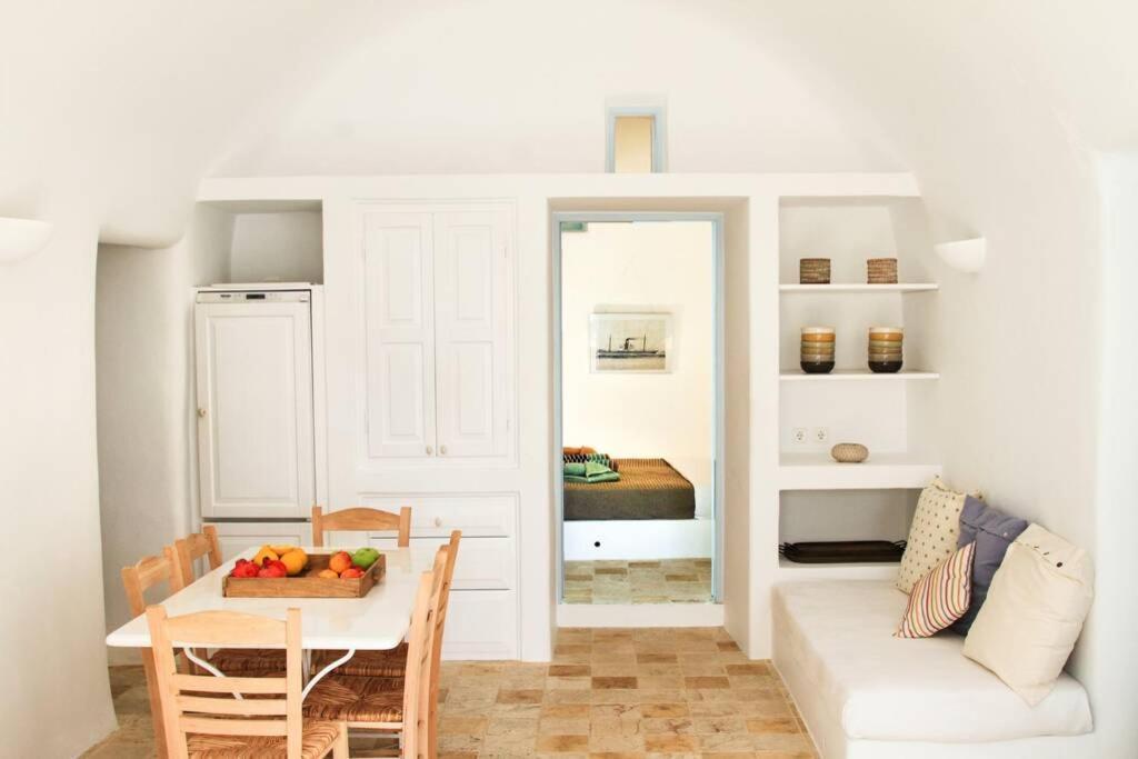 Dionyssos Cave House Villa Иа Екстериор снимка