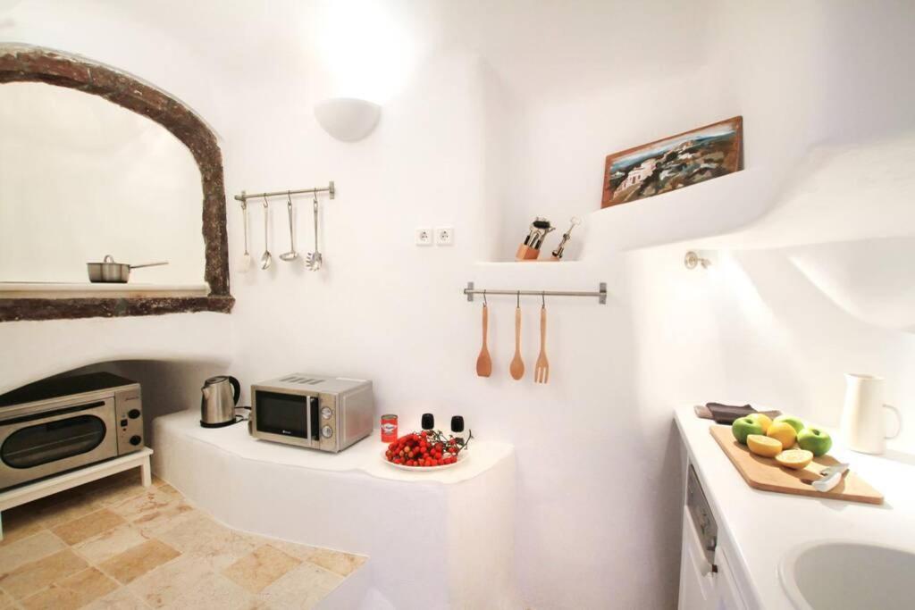 Dionyssos Cave House Villa Иа Екстериор снимка